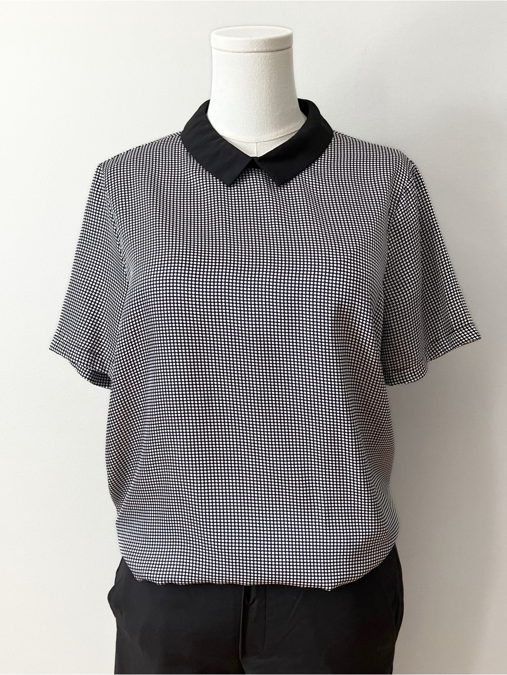 Tristan Black & White Dots Blouse with Contrast Collar